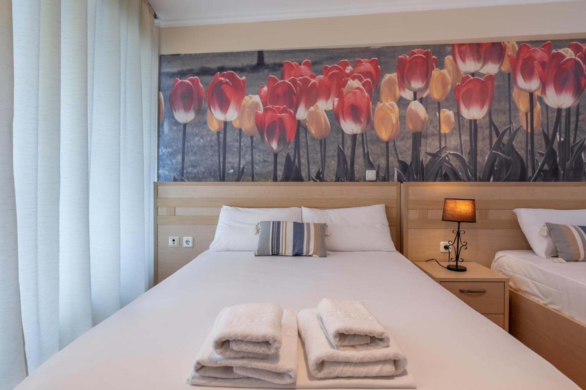 Fontana Luxury Rooms Mytilene Exterior foto
